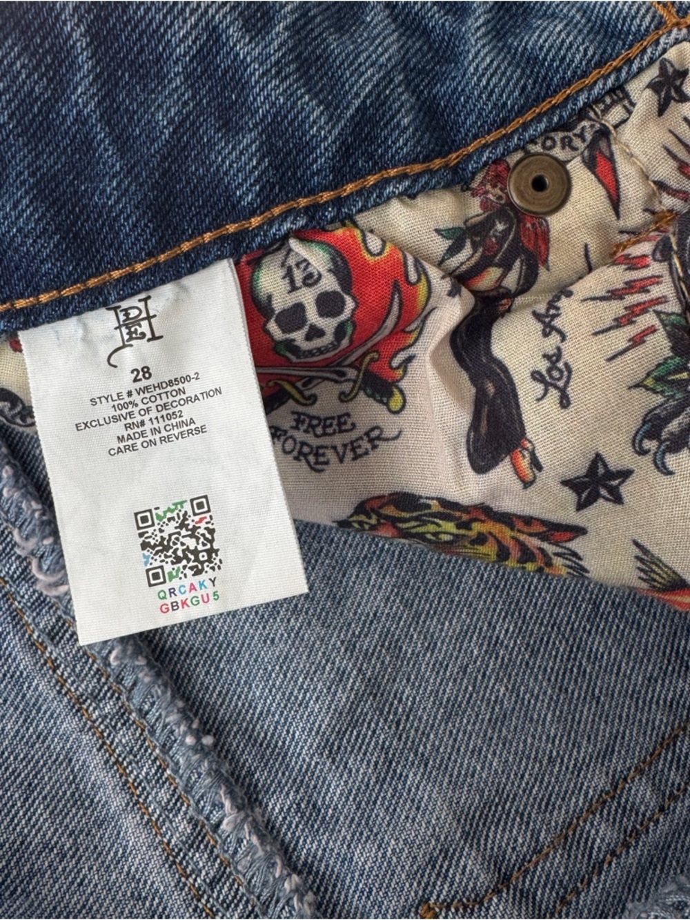 Ed Hardy Blue Denim Baggy Jeans.  NWT. Size 28 - Picture 6 of 11
